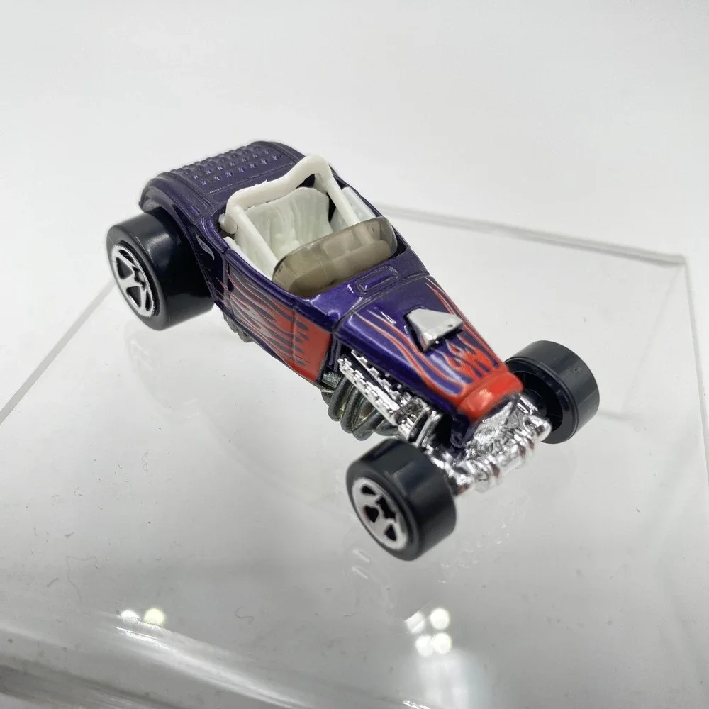 Hot Wheels 1999 Purple Flames Roadster‎ Custom Rod Diecast Toy Car For Kids